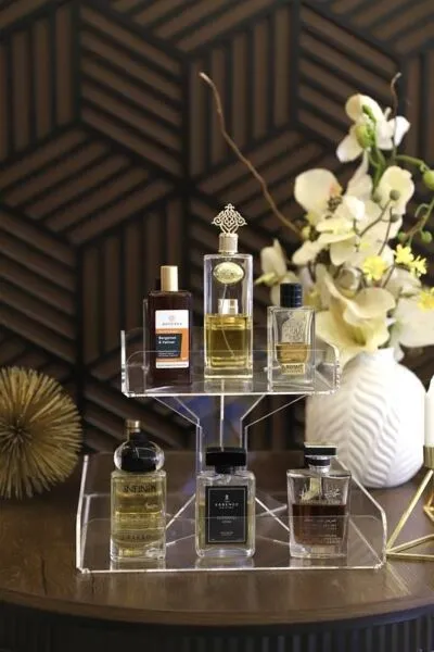ستاند عطور دورين