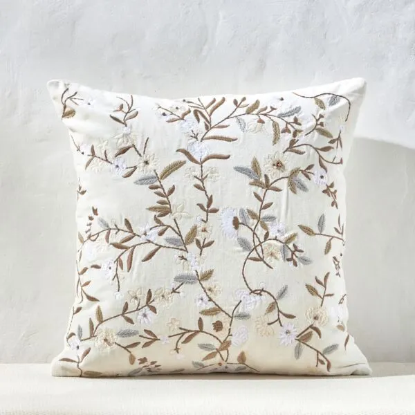 غطاء وسادة ديكور شانتال 45x45 سم - كريمي