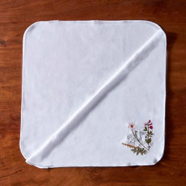 طقم مناديل سفرة 4 قطع جاردن بوهو 45x45 سم - ابيض