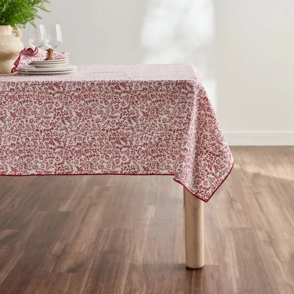 مفرش طاولة إيلويز 150x250 سم - احمر