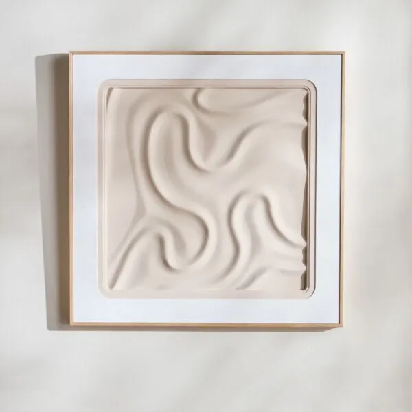 لوحة جدارية بإطار ثلاثي الأبعاد زويا 60x60 سم - كريمي