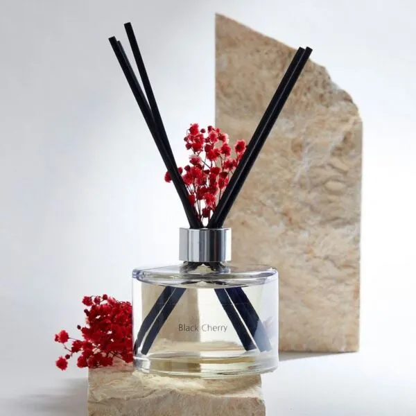 موزع عطور بالأعواد بلاك تشيري - زهري - 200 مل