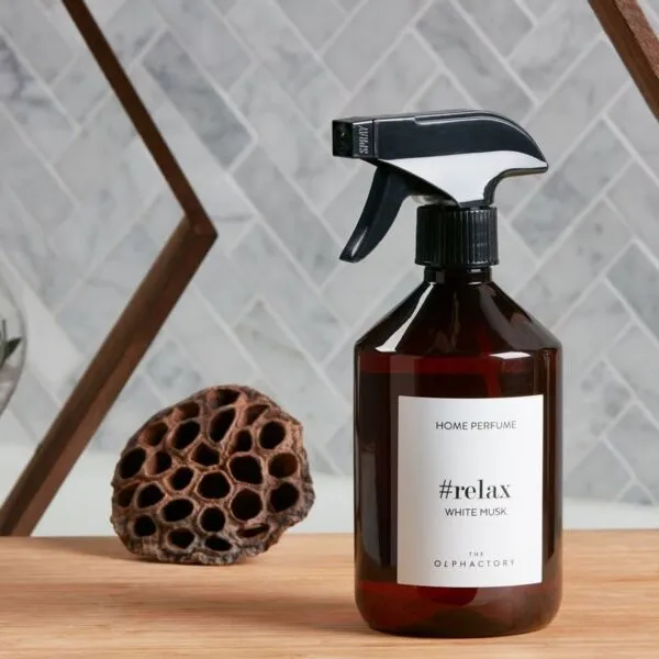 بخّاخ معطر ريلاكس هوم برائحة المسك الأبيض - أولفاكتوري - 500 مل