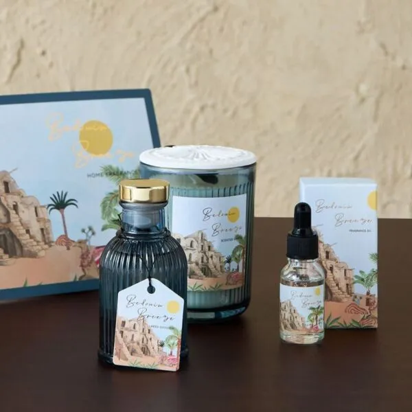 مجموعة هدايا موزع عطور وزيت عطري وشمعة برائحة نسيم البدو - ديزرت إليجانس