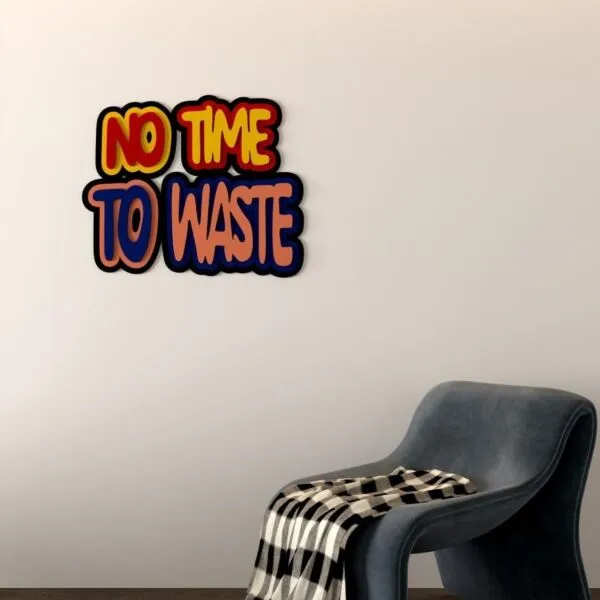 ديكور جداري خشبية بتصميم لا وقت لنضيعه