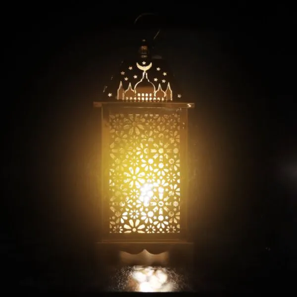 فانوس رمضان لورين استيل لون ذهبي مربع  باضاءة LED