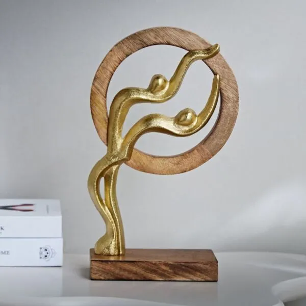 منحوتة ألومنيوم بحلقة خشبية من أودين - 20x7x31 سم