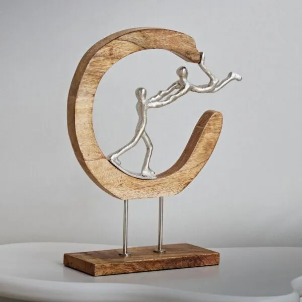منحوتة ألومنيوم بقاعدة خشبية من أودين - 27x9x36 سم
