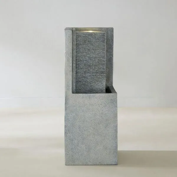 نافورة حجر حديثة بإضاءة إل إي دي من أديل - 34x34x90 سم