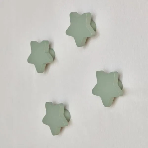 طقم خطّاف حائط خشبي 4 قطع شكل نجمة - 6x3x6 سم