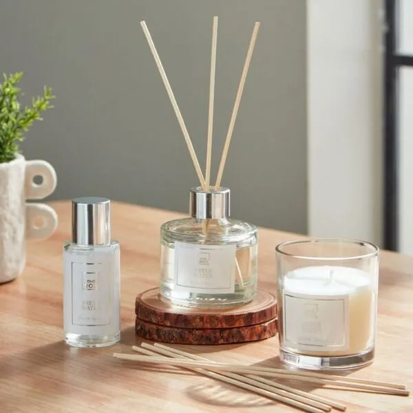 طقم هدايا معطر للمنزل فريش ووتر من أبيض