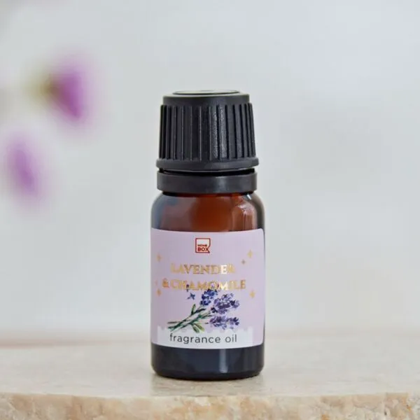زيت عطري باللافندر والبابونج من قارا - 10 مل